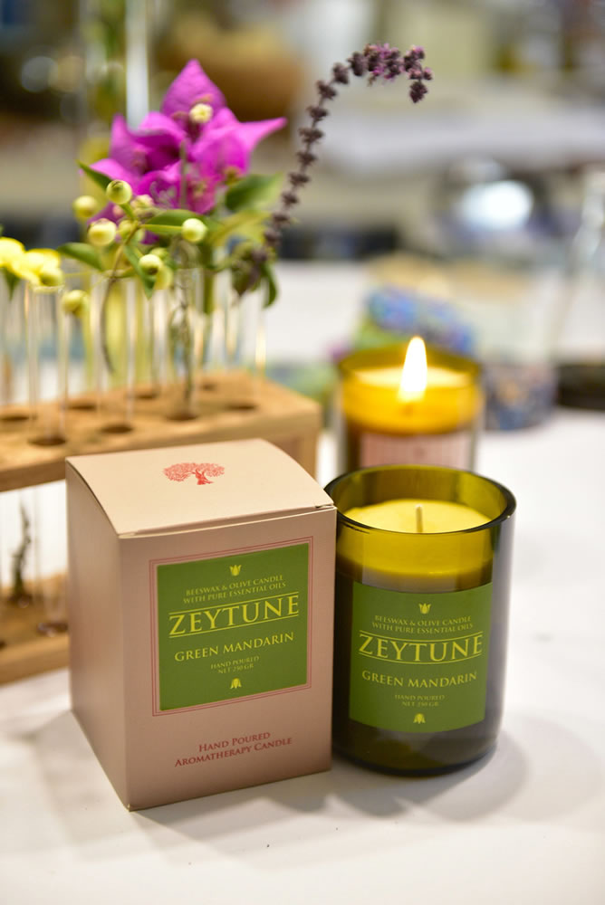 sahte canlı Ödül  Our Hand Made Candles | Zeytune farm